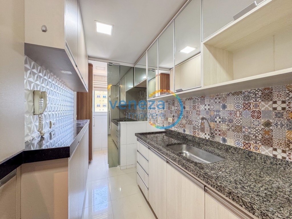 Apartamento à venda no bairro Gleba Palhano de Londrina com 68m<sup>2</sup> útil, 3 quartos, 1 vaga de garagem