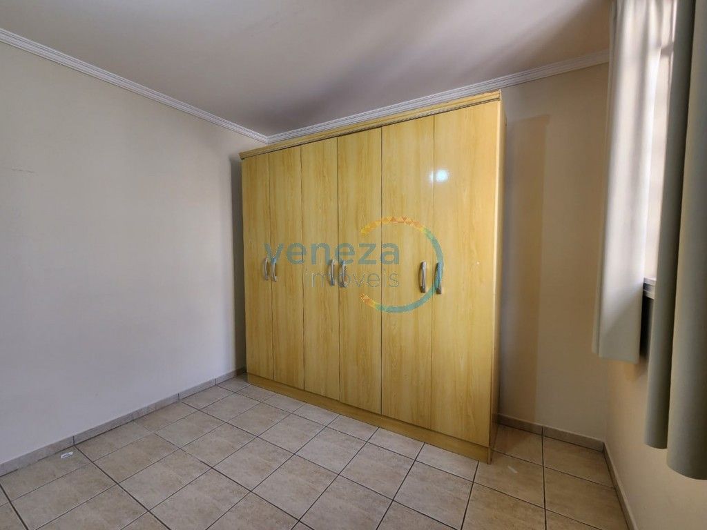 Casa Residencial à venda no bairro Tokio de Londrina com 60m<sup>2</sup> útil, 3 quartos, 1 vaga de garagem