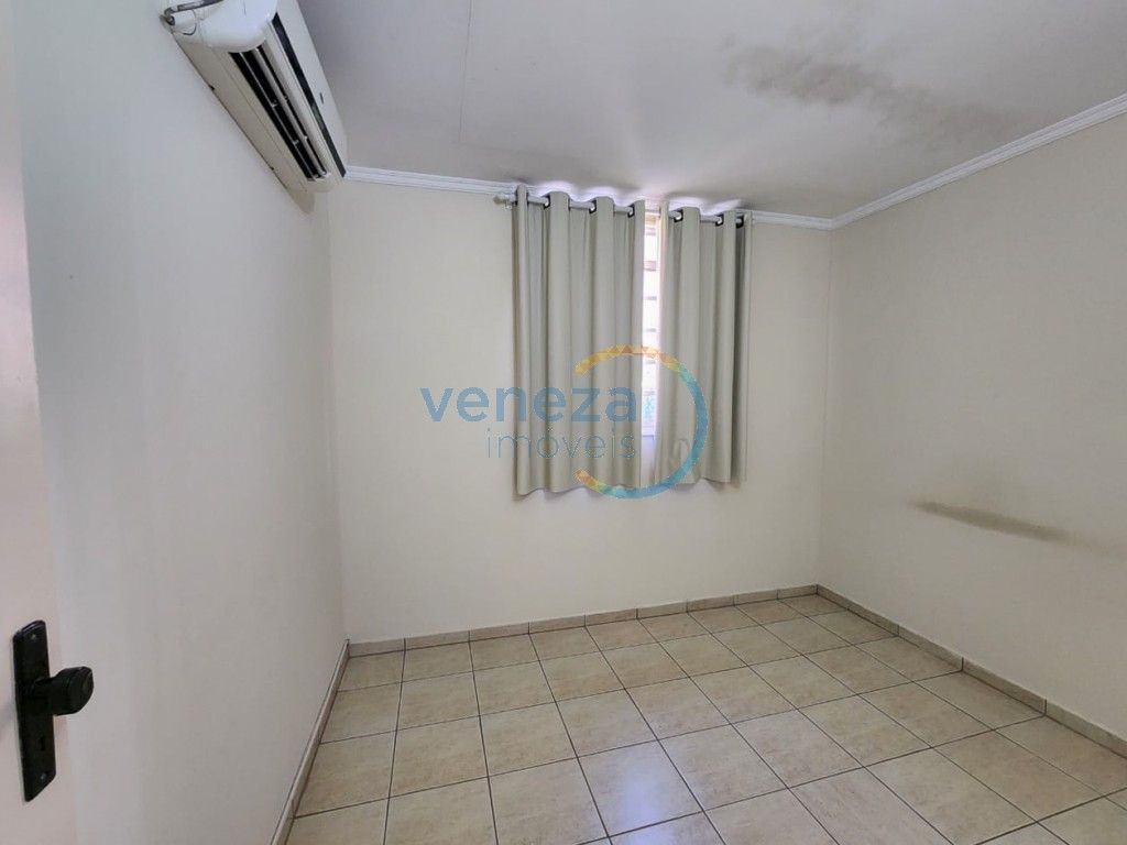 Casa Residencial à venda no bairro Tokio de Londrina com 60m<sup>2</sup> útil, 3 quartos, 1 vaga de garagem