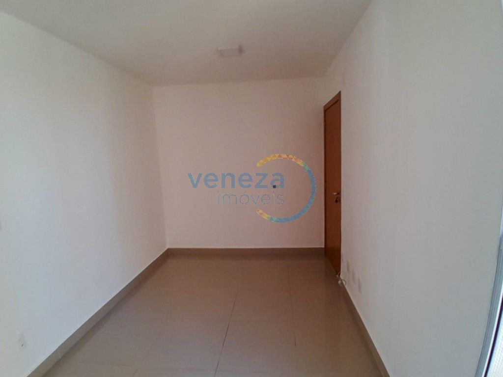 Apartamento à venda no bairro Dom Pedro II de Londrina com 40.82m<sup>2</sup> útil, 2 quartos, 1 vaga de garagem