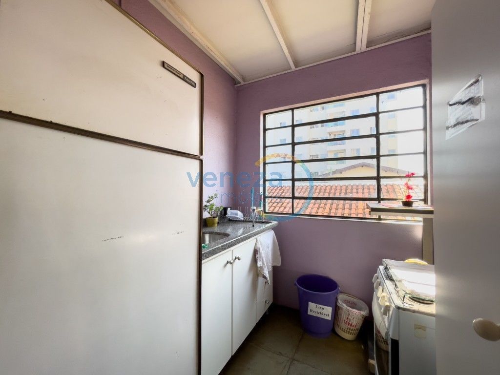 Prédio Comercial à venda no bairro Centro de Londrina com 442m<sup>2</sup> útil