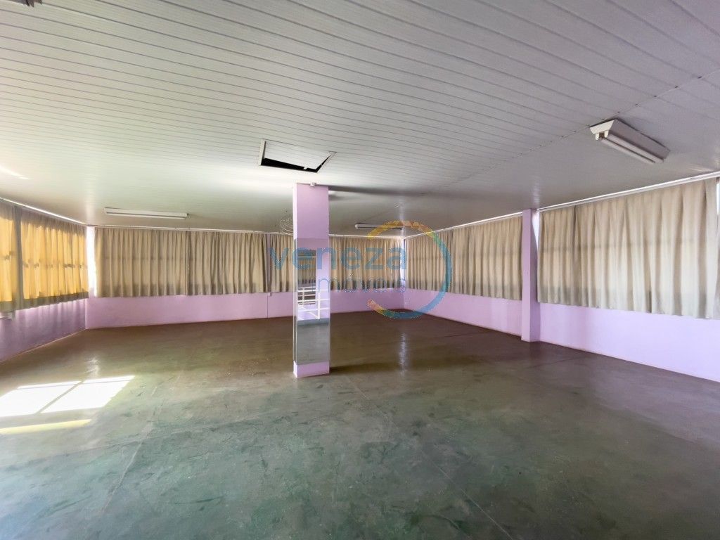 Prédio Comercial à venda no bairro Centro de Londrina com 442m<sup>2</sup> útil