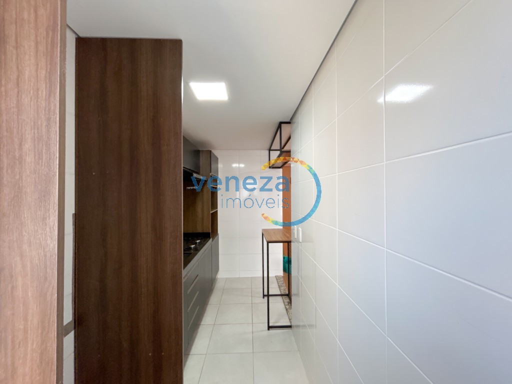 Apartamento para locação no bairro Gleba Palhano de Londrina com 46m<sup>2</sup> útil, 2 quartos, 1 vaga de garagem