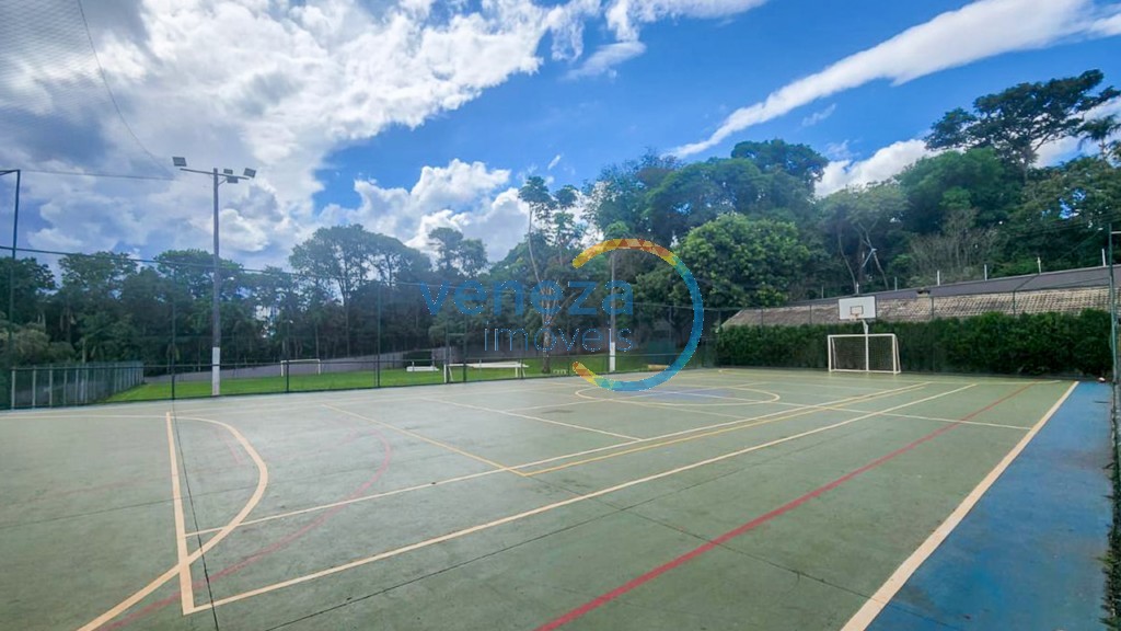 Casa Residencial à venda no bairro Vale do Arvoredo de Londrina com 228m<sup>2</sup> útil, 3 quartos, 4 vagas de garagem