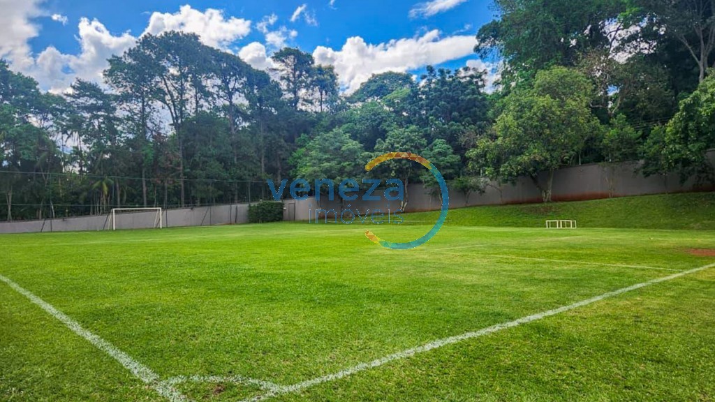 Casa Residencial à venda no bairro Vale do Arvoredo de Londrina com 228m<sup>2</sup> útil, 3 quartos, 4 vagas de garagem