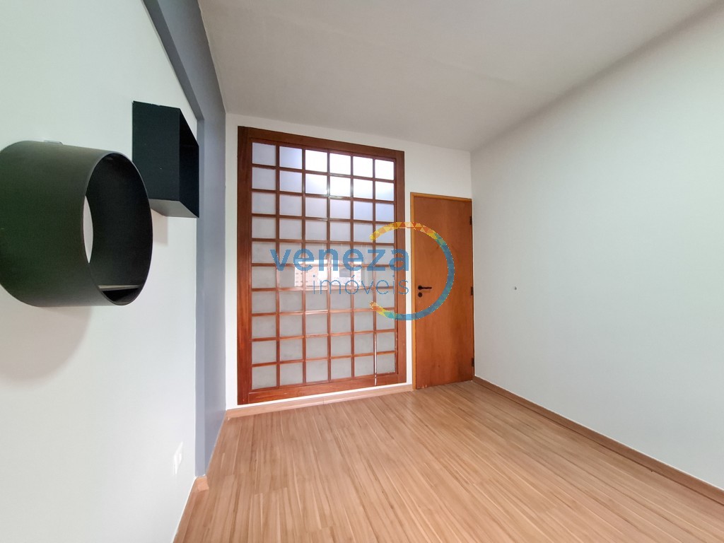 Sala à venda no bairro Centro de Londrina com 57.57m<sup>2</sup> útil, 1 vaga de garagem