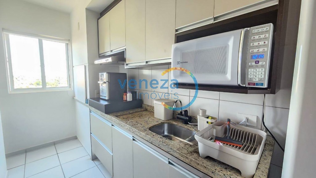 Apartamento à venda no bairro Brasil de Londrina com 52m<sup>2</sup> útil, 2 quartos, 1 vaga de garagem