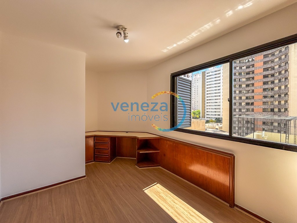 Apartamento para locação no bairro Centro de Londrina com 190.64m<sup>2</sup> útil, 5 quartos, 2 vagas de garagem