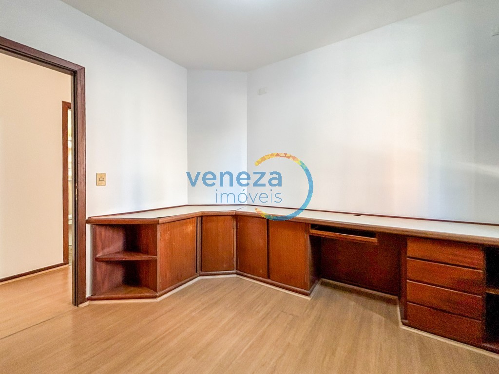 Apartamento para locação no bairro Centro de Londrina com 190.64m<sup>2</sup> útil, 5 quartos, 2 vagas de garagem