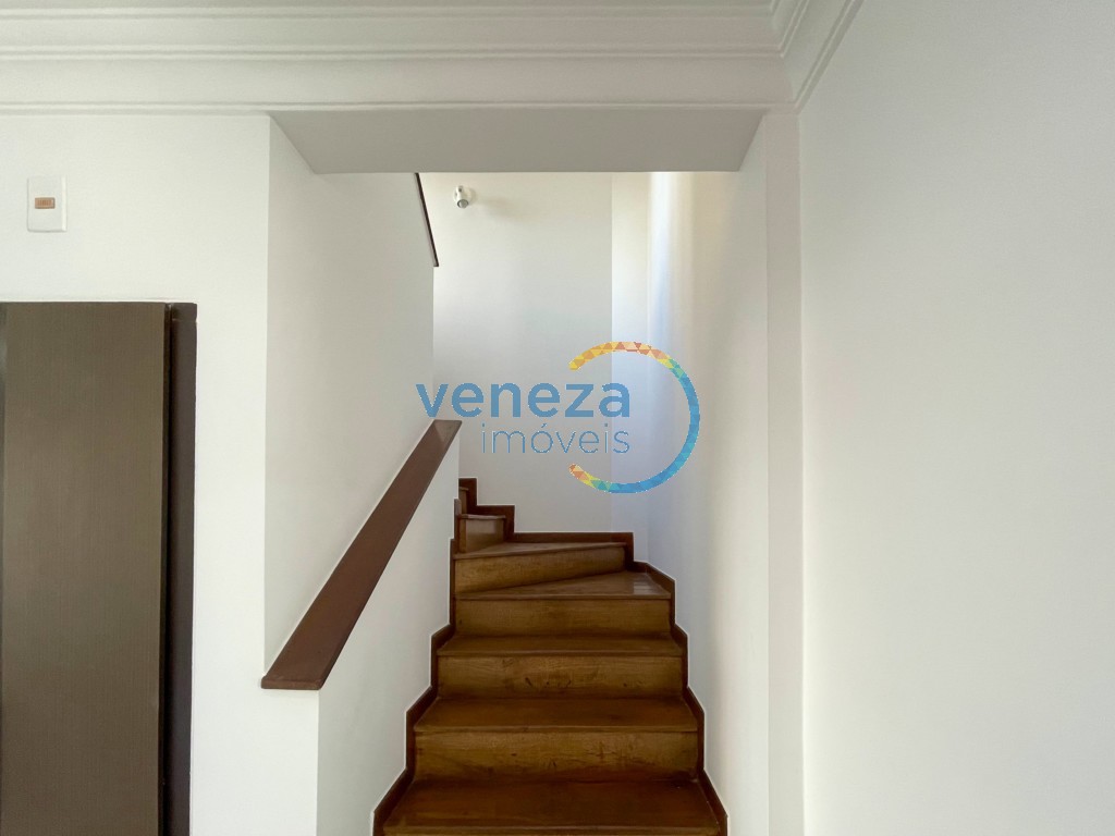 Apartamento para locação no bairro Centro de Londrina com 190.64m<sup>2</sup> útil, 5 quartos, 2 vagas de garagem