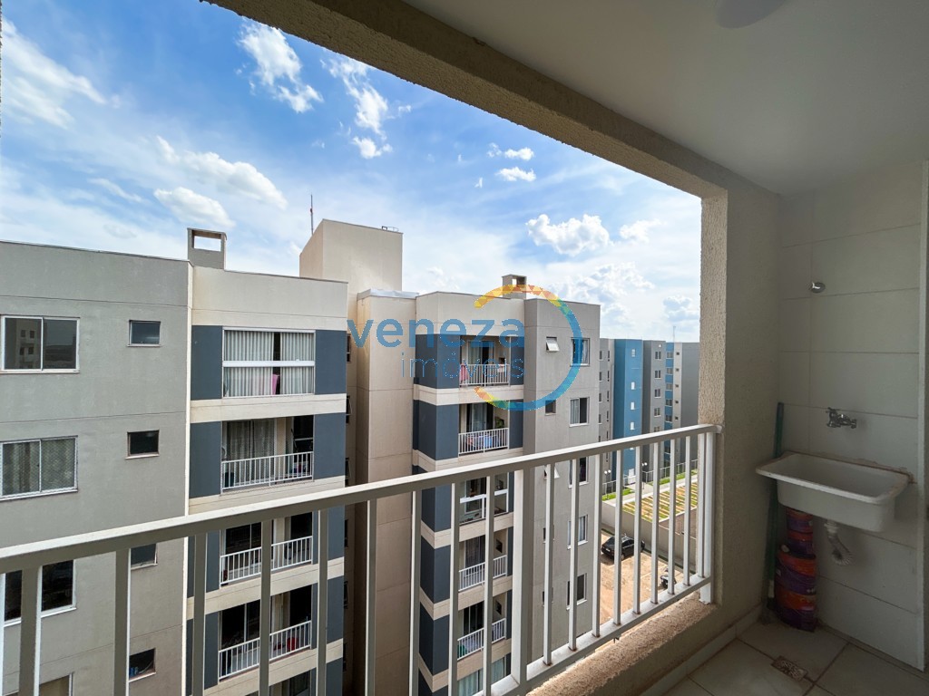 Apartamento à venda no bairro Maria Celina de Londrina com 45.3m<sup>2</sup> útil, 2 quartos, 1 vaga de garagem