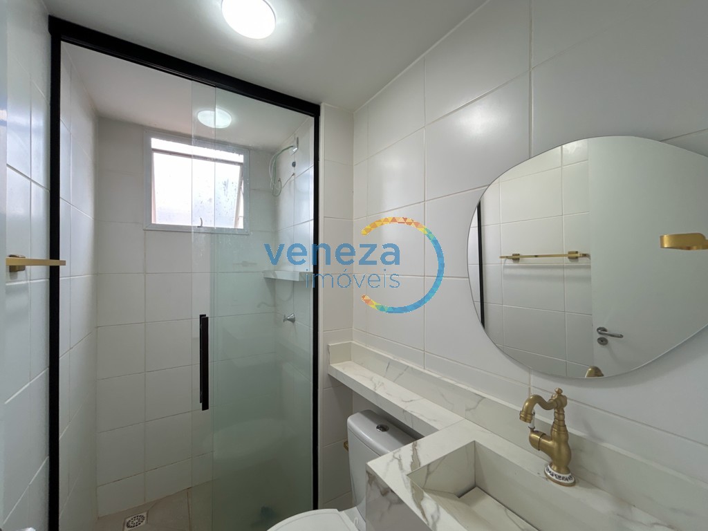 Apartamento à venda no bairro Maria Celina de Londrina com 45.3m<sup>2</sup> útil, 2 quartos, 1 vaga de garagem