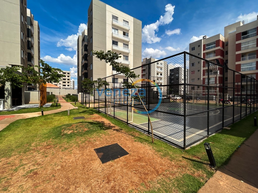 Apartamento à venda no bairro Maria Celina de Londrina com 45.3m<sup>2</sup> útil, 2 quartos, 1 vaga de garagem