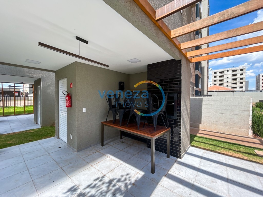 Apartamento à venda no bairro Maria Celina de Londrina com 45.3m<sup>2</sup> útil, 2 quartos, 1 vaga de garagem