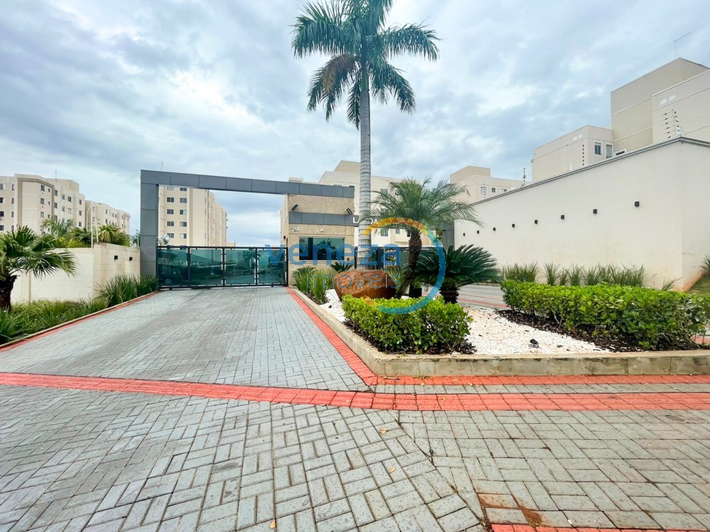 Apartamento para venda no Acquaville em Londrina com 50,57m² por R$ 240.000,00