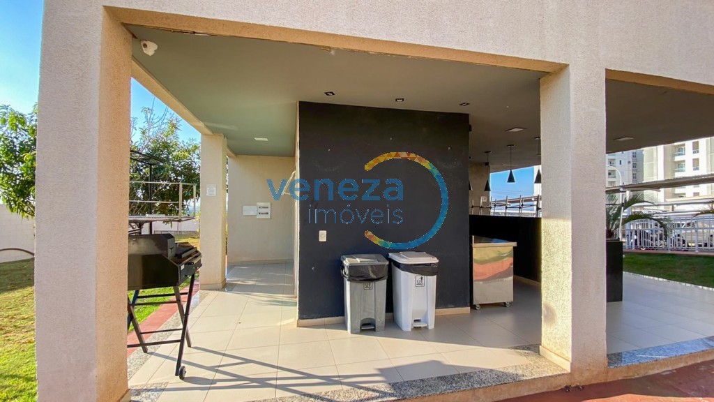 Apartamento à venda no bairro Acquaville de Londrina com 43.4m<sup>2</sup> útil, 2 quartos, 1 vaga de garagem