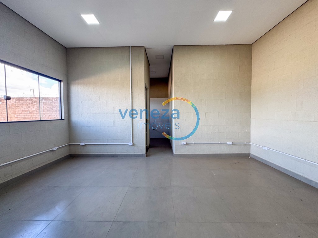 Barracão para locação no bairro Estancia Dlaville de Londrina com 1661.99m<sup>2</sup> útil