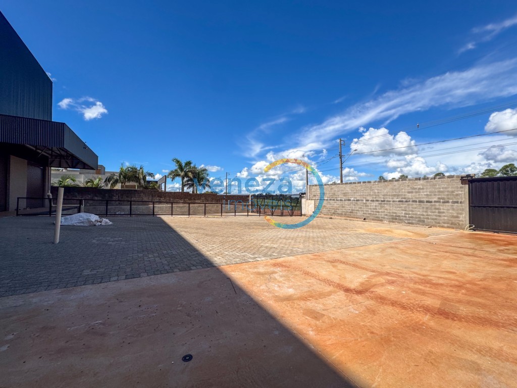 Barracão para locação no bairro Estancia Dlaville de Londrina com 1661.99m<sup>2</sup> útil