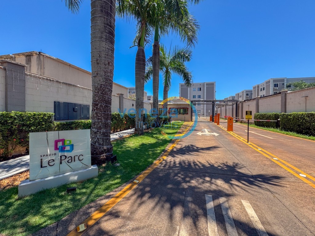 Apartamento para venda no Hipica em Londrina com 77m² por R$ 205.000,00
