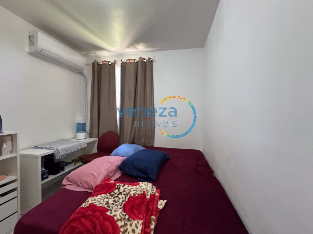 Apartamento à venda no bairro Hipica de Londrina com 45m<sup>2</sup> útil, 2 quartos, 1 vaga de garagem