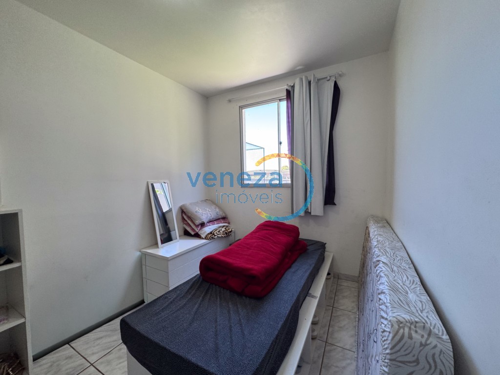 Apartamento à venda no bairro Hipica de Londrina com 45m<sup>2</sup> útil, 2 quartos, 1 vaga de garagem