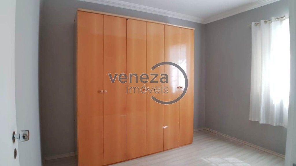 Apartamento à venda no bairro Centro de Londrina com 88m<sup>2</sup> útil, 3 quartos, 1 vaga de garagem