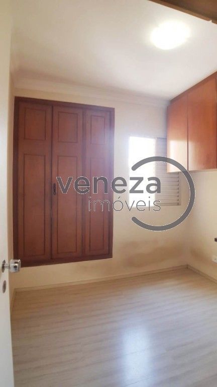 Apartamento à venda no bairro Centro de Londrina com 88m<sup>2</sup> útil, 3 quartos, 1 vaga de garagem