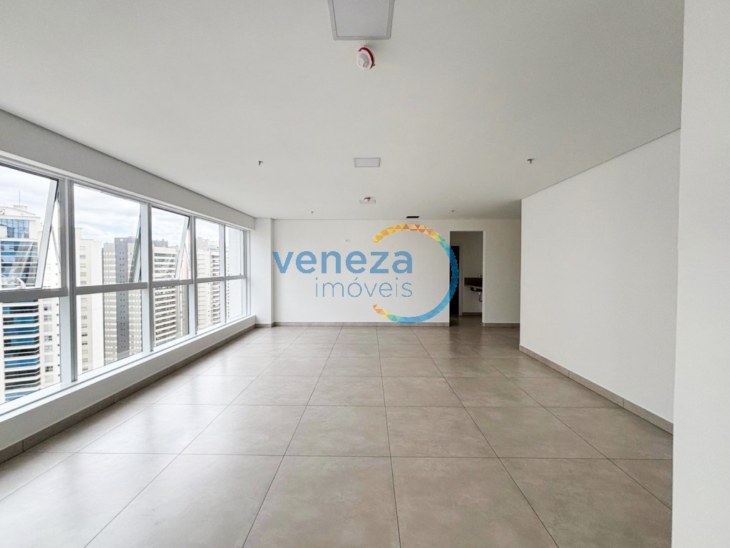 Sala para locação no bairro Gleba Palhano de Londrina com 70m<sup>2</sup> útil, 1 vaga de garagem