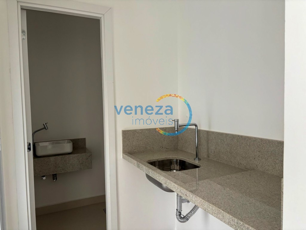 Sala para locação no bairro Gleba Palhano de Londrina com 70m<sup>2</sup> útil, 1 vaga de garagem