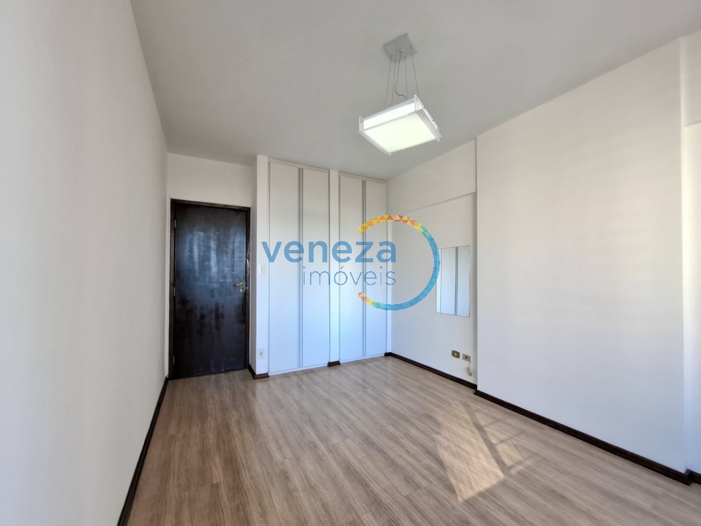 Apartamento para locação no bairro Centro de Londrina com 141.49m<sup>2</sup> útil, 3 quartos, 1 vaga de garagem