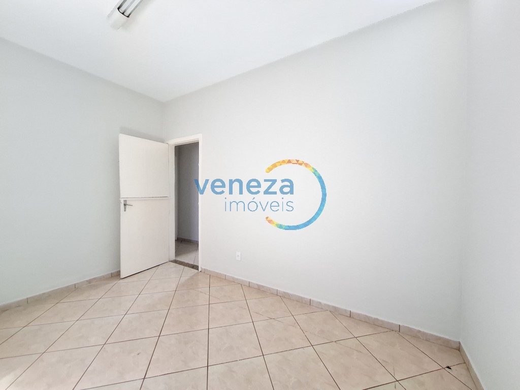 Casa Residencial à venda no bairro Londrilar de Londrina com 120m<sup>2</sup> útil, 3 quartos, 1 vaga de garagem