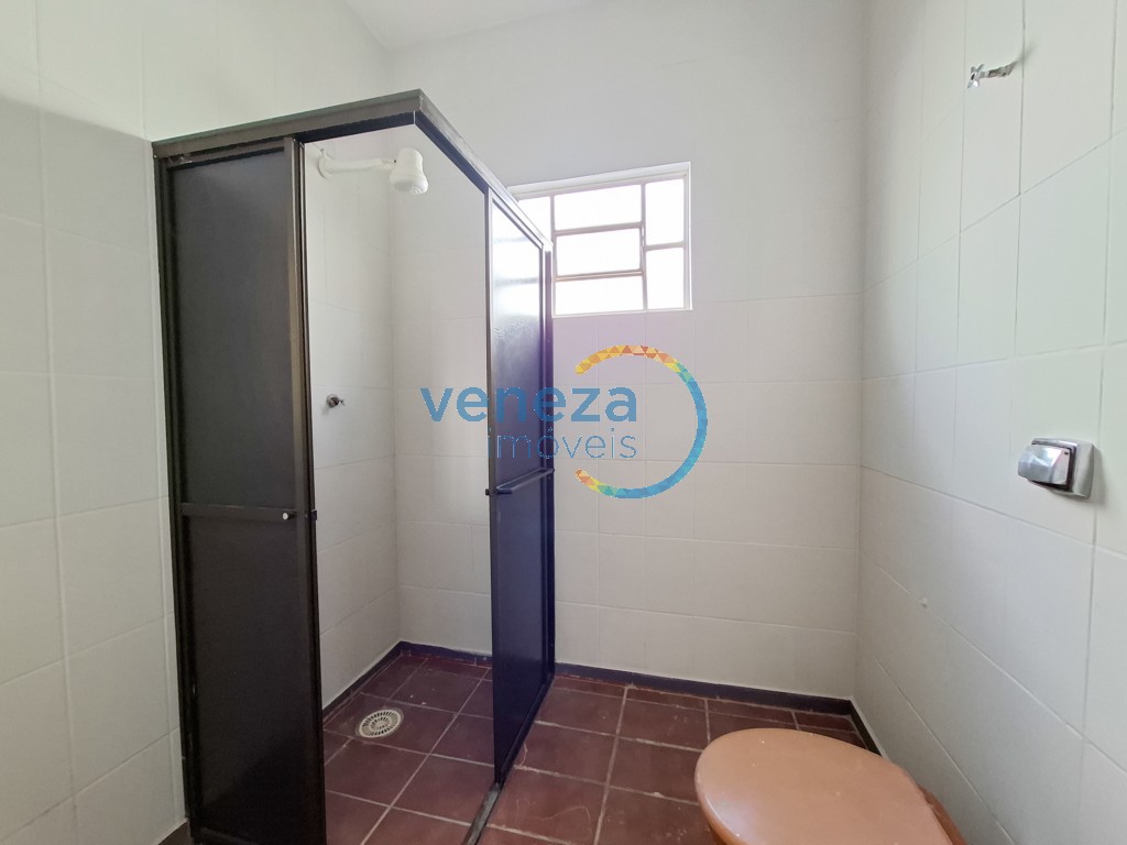 Casa Residencial à venda no bairro Londrilar de Londrina com 120m<sup>2</sup> útil, 3 quartos, 1 vaga de garagem