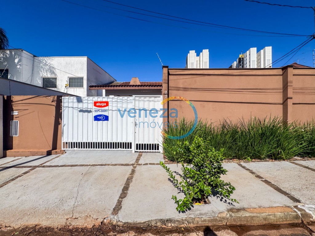 Casa Comercial à venda no bairro Quebec de Londrina com 213.5m<sup>2</sup> útil, 2 vagas de garagem