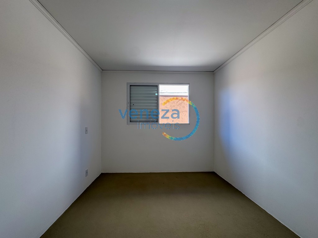 Casa Comercial à venda no bairro Quebec de Londrina com 213.5m<sup>2</sup> útil, 2 vagas de garagem