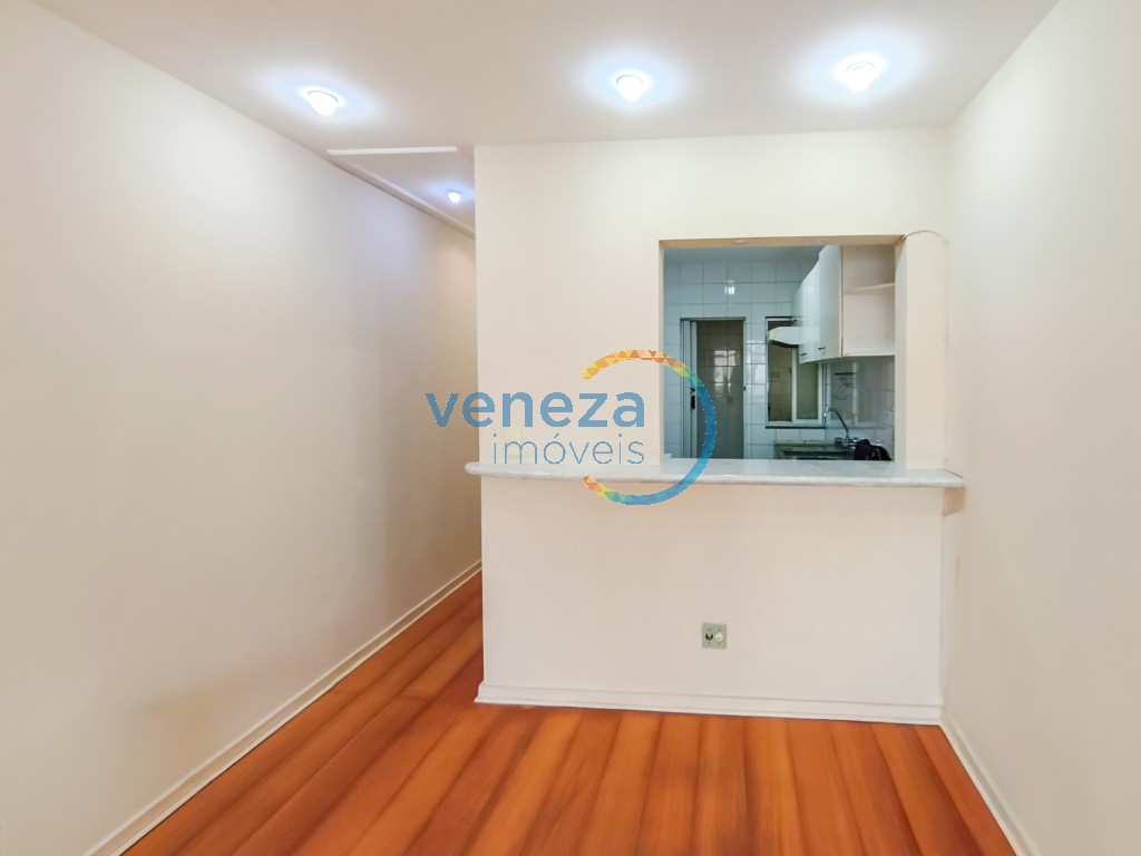 Apartamento para venda no Centro em Londrina com 87,15m² por R$ 320.000,00