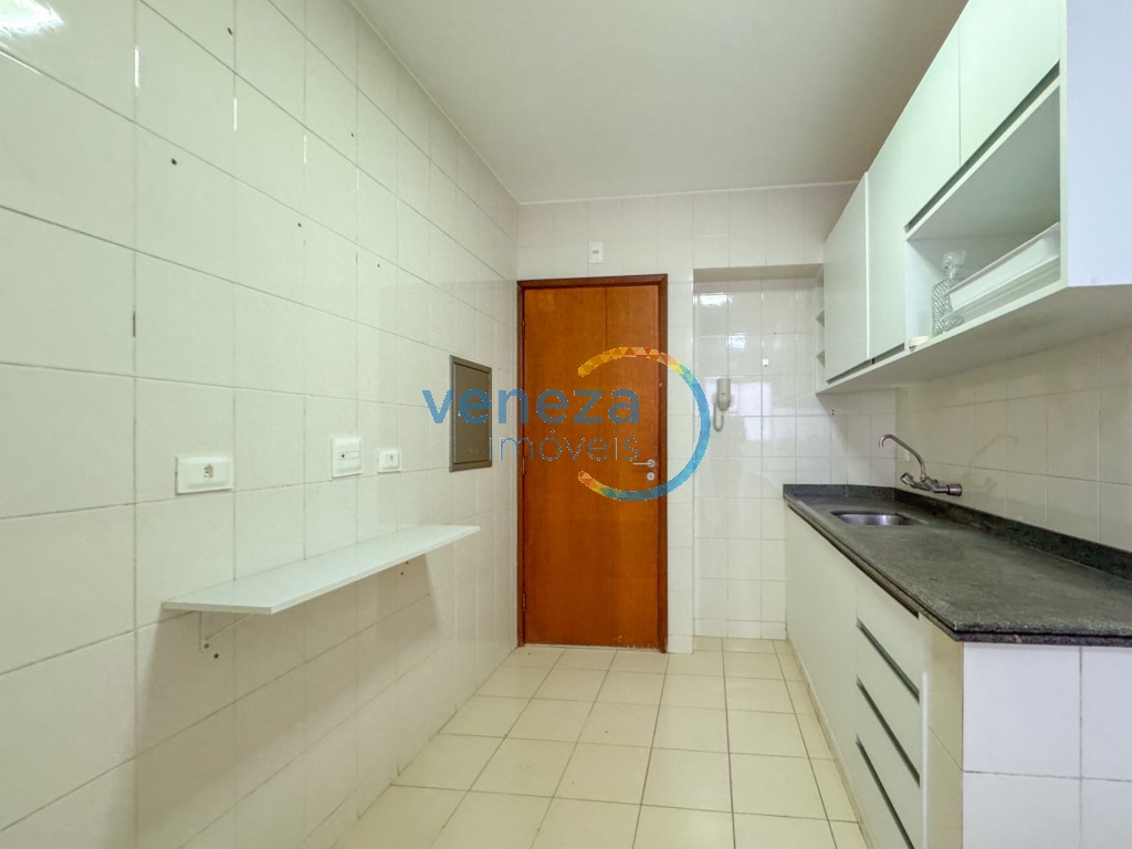Apartamento para locação no bairro Centro de Londrina com 76m<sup>2</sup> útil, 3 quartos, 1 vaga de garagem