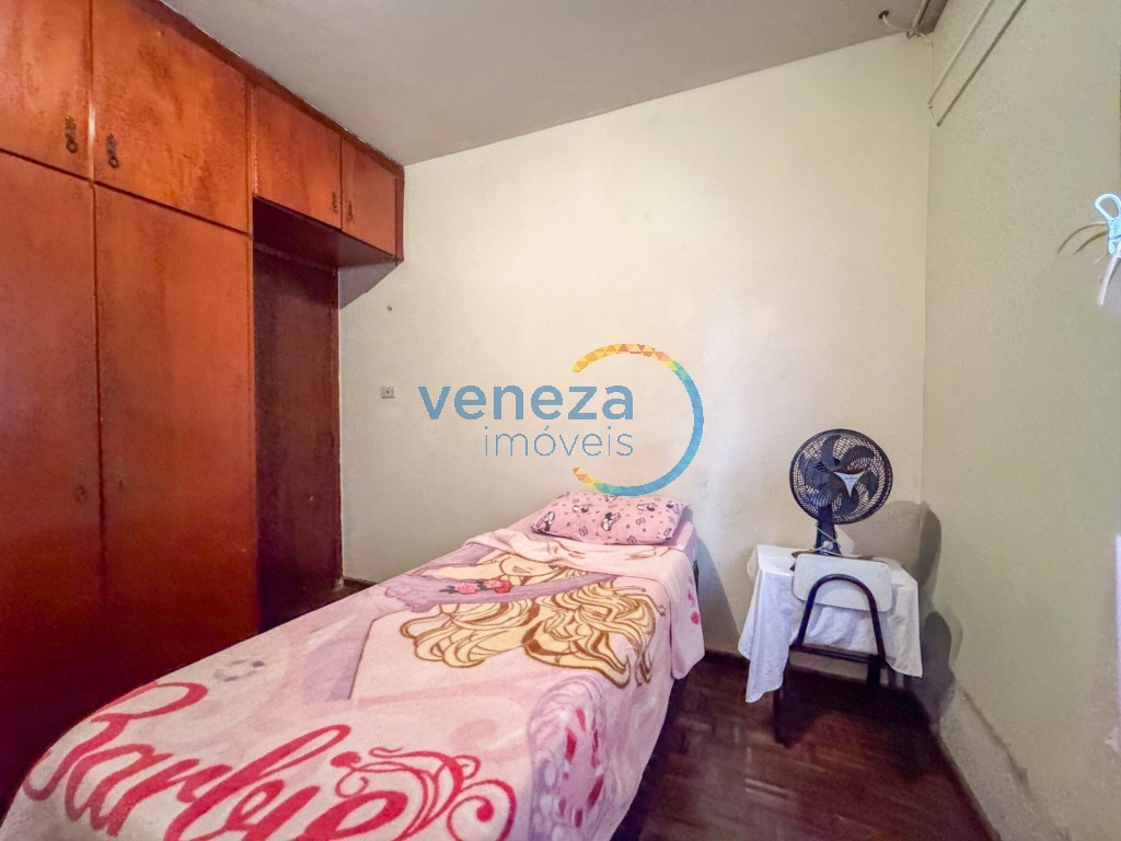 Casa Residencial à venda no bairro Leonor de Londrina com 183m<sup>2</sup> útil, 4 quartos, 3 vagas de garagem