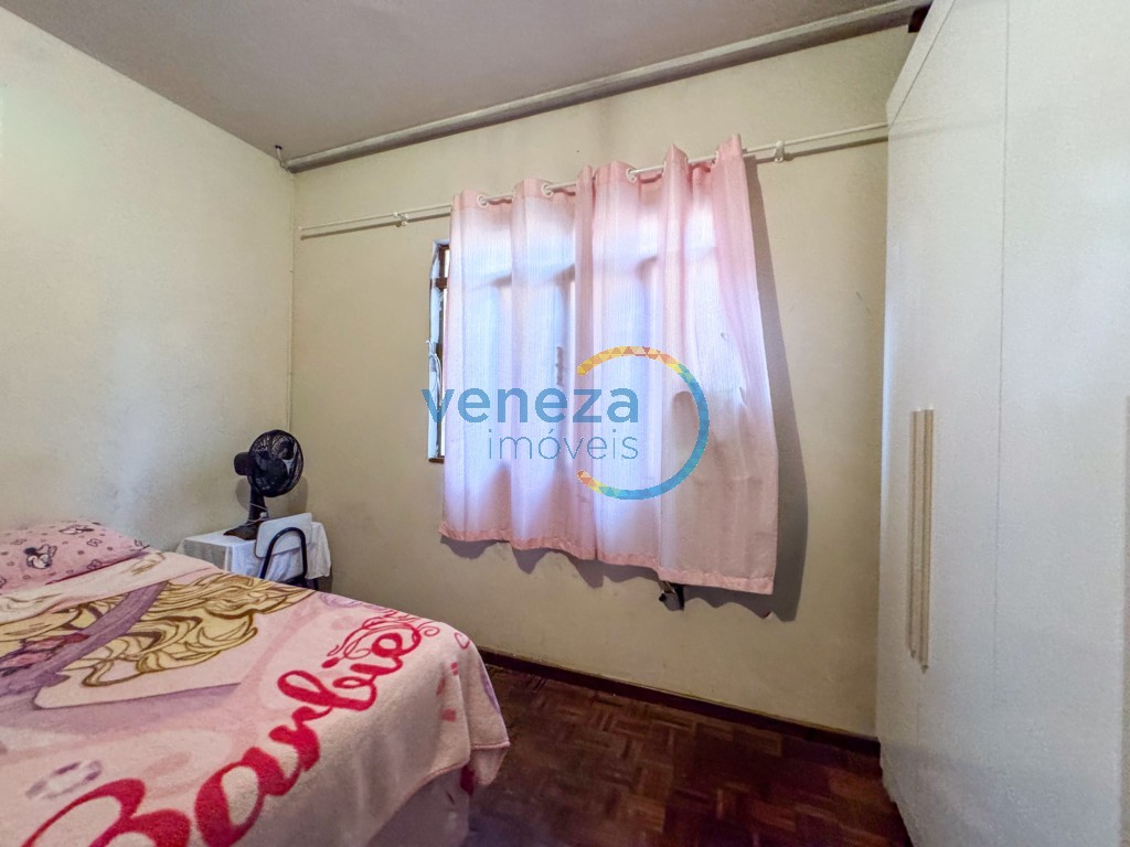 Casa Residencial à venda no bairro Leonor de Londrina com 183m<sup>2</sup> útil, 4 quartos, 3 vagas de garagem