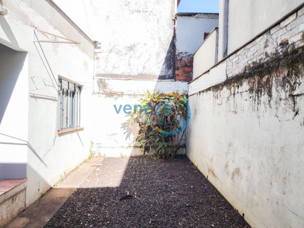 Casa Comercial à venda no bairro Bela Vista de Londrina com 190.2m<sup>2</sup> útil, 1 vaga de garagem