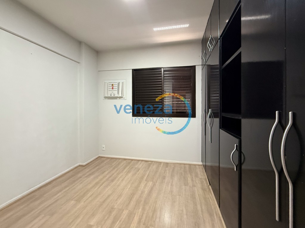 Apartamento à venda no bairro Centro de Londrina com 74.35m<sup>2</sup> útil, 2 quartos, 1 vaga de garagem