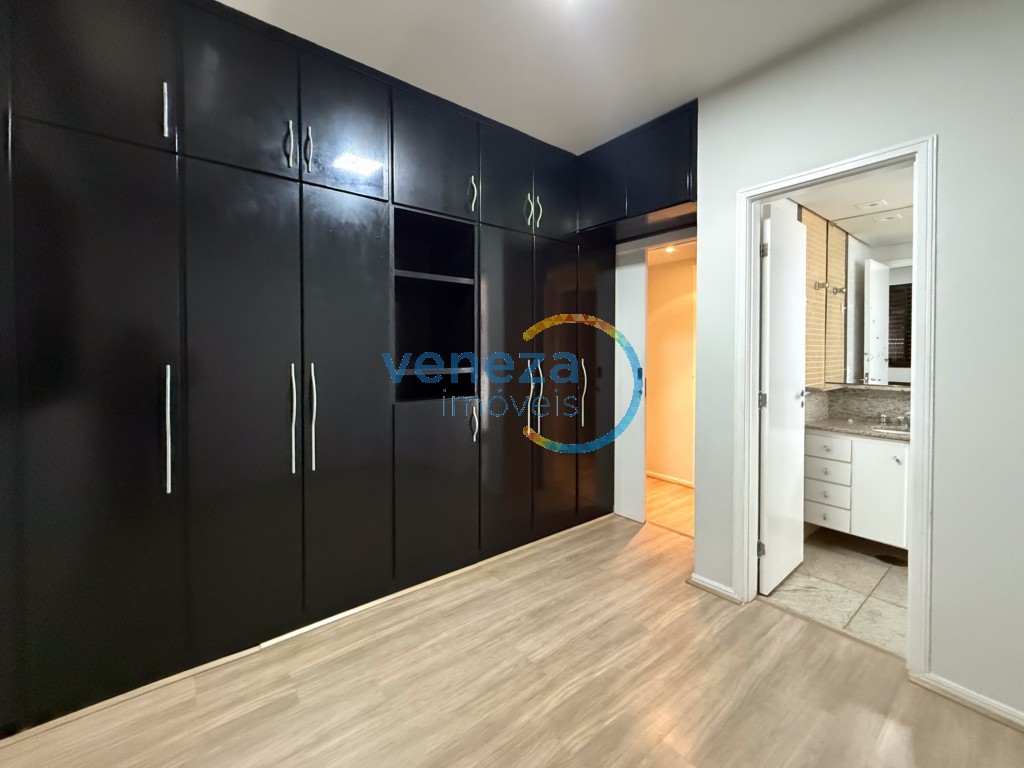 Apartamento à venda no bairro Centro de Londrina com 74.35m<sup>2</sup> útil, 2 quartos, 1 vaga de garagem