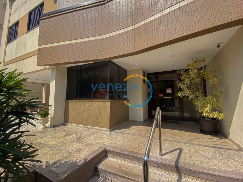 Apartamento à venda no bairro Centro de Londrina com 74.35m<sup>2</sup> útil, 2 quartos, 1 vaga de garagem