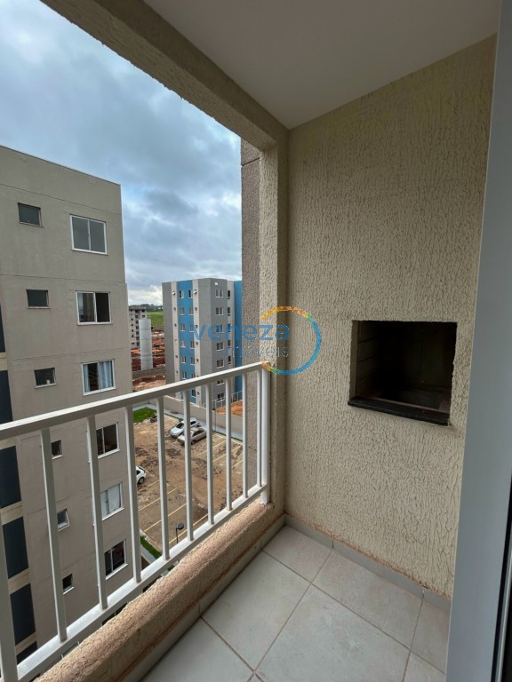 Apartamento à venda no bairro Maria Celina de Londrina com 45.3m<sup>2</sup> útil, 2 quartos, 1 vaga de garagem