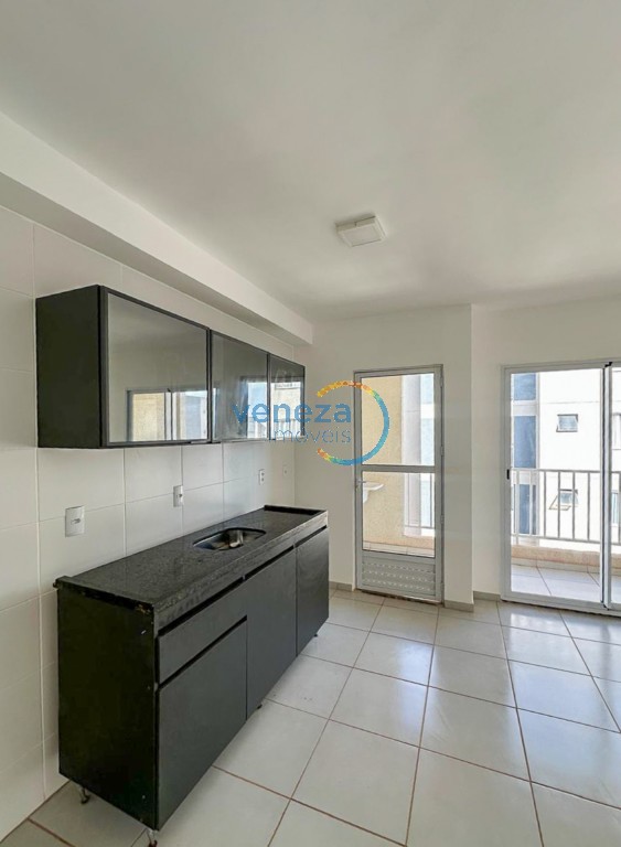 Apartamento à venda no bairro Maria Celina de Londrina com 45.3m<sup>2</sup> útil, 2 quartos, 1 vaga de garagem