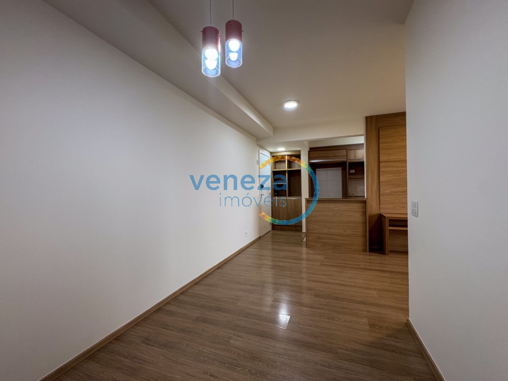 Apartamento para locação no bairro Gleba Palhano de Londrina com 78m<sup>2</sup> útil, 3 quartos, 2 vagas de garagem