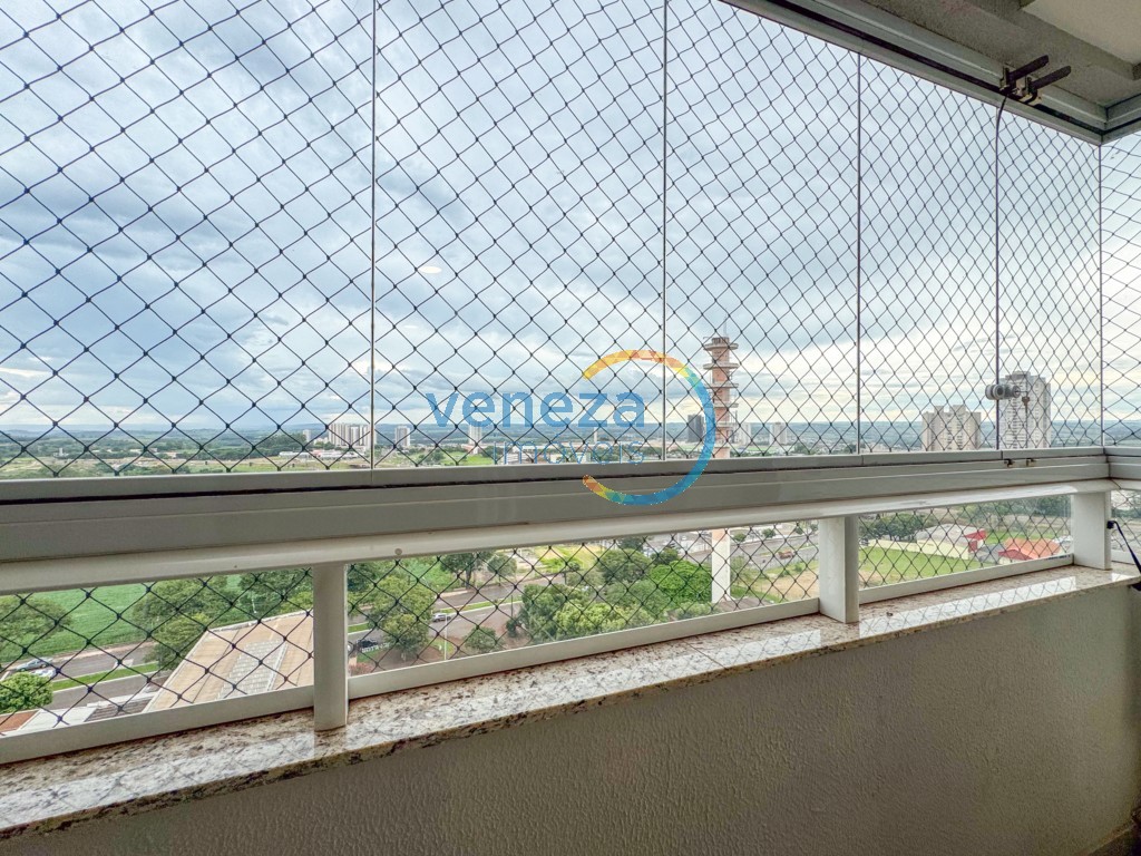 Apartamento para locação no bairro Gleba Palhano de Londrina com 78m<sup>2</sup> útil, 3 quartos, 2 vagas de garagem