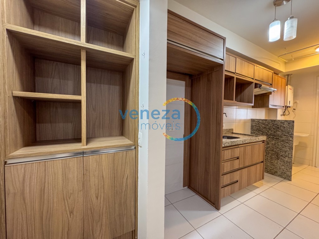 Apartamento para locação no bairro Gleba Palhano de Londrina com 78m<sup>2</sup> útil, 3 quartos, 2 vagas de garagem