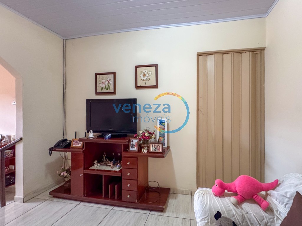 Casa Residencial para venda no bairro Milton Gavetti de Londrina - Foto 7