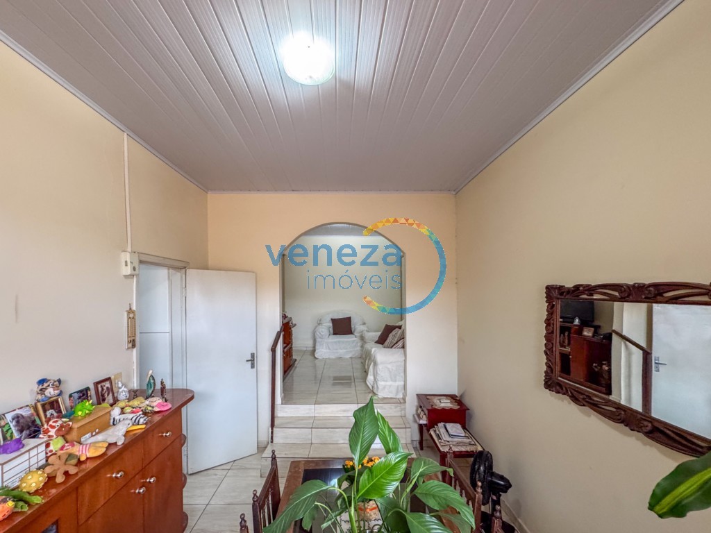 Casa Residencial para venda no bairro Milton Gavetti de Londrina - Foto 12