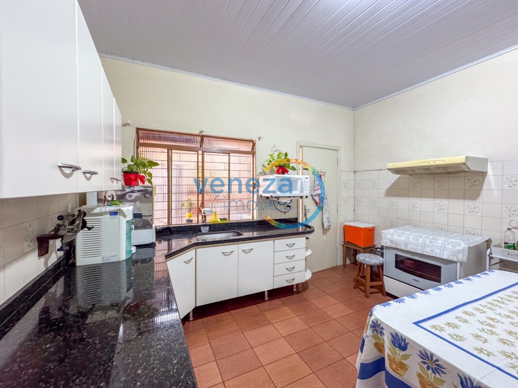 Casa Residencial para venda no bairro Milton Gavetti de Londrina - Foto 22